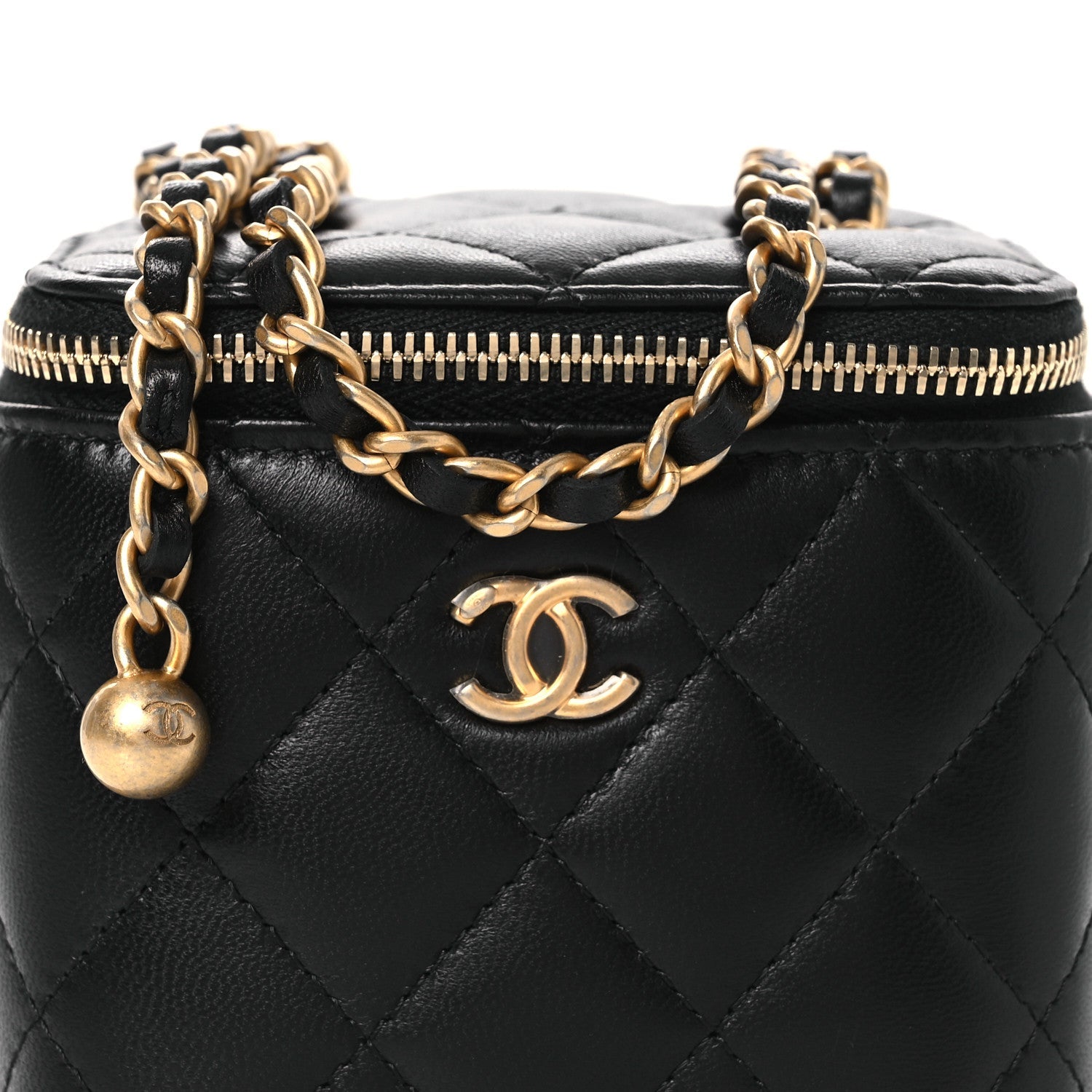 Lambskin Quilted Mini Pearl Crush Vanity Case With Chain Black