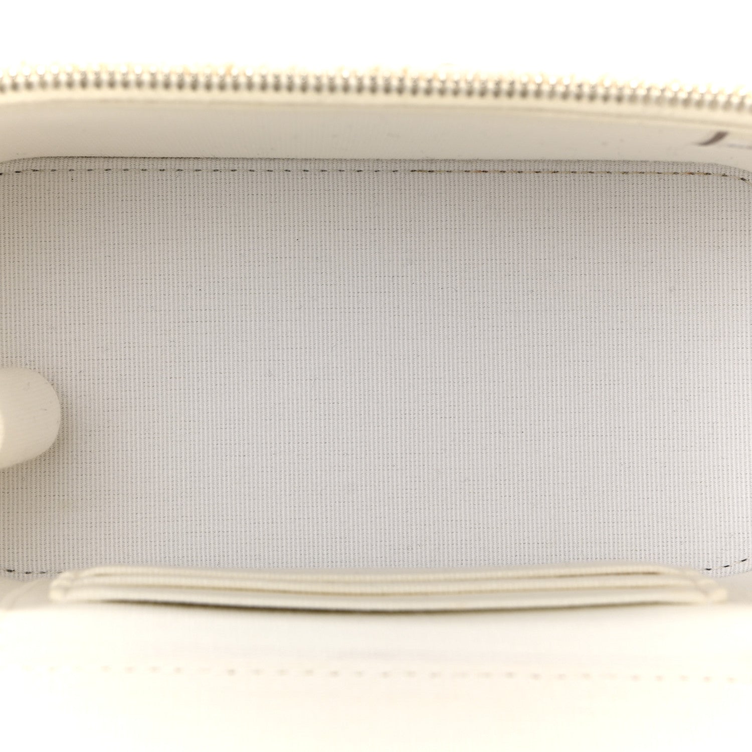 Lambskin Crochet Quilted Small Vanity Case With Chain White