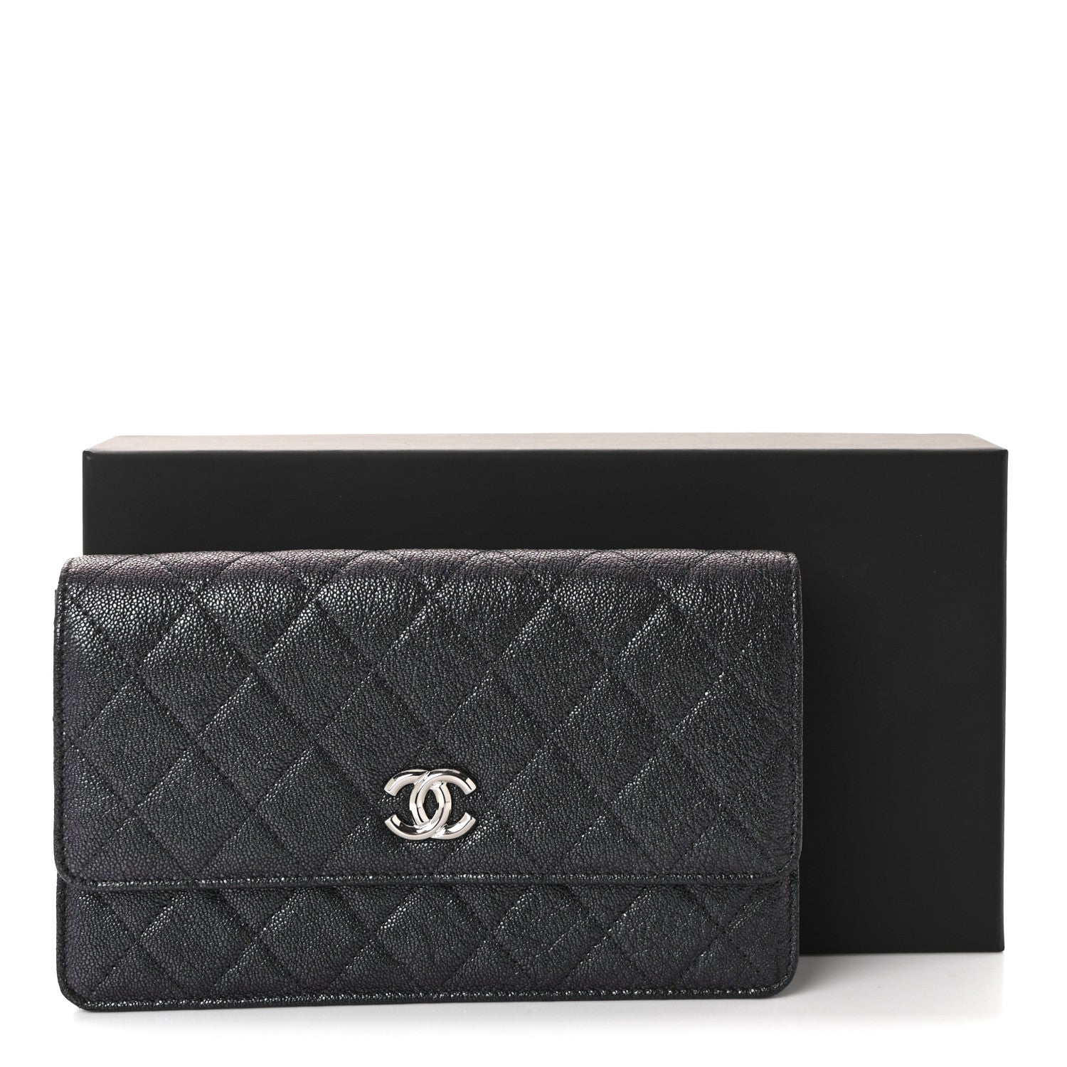 Iridescent Caviar Quilted Classic Pouch Clutch Black