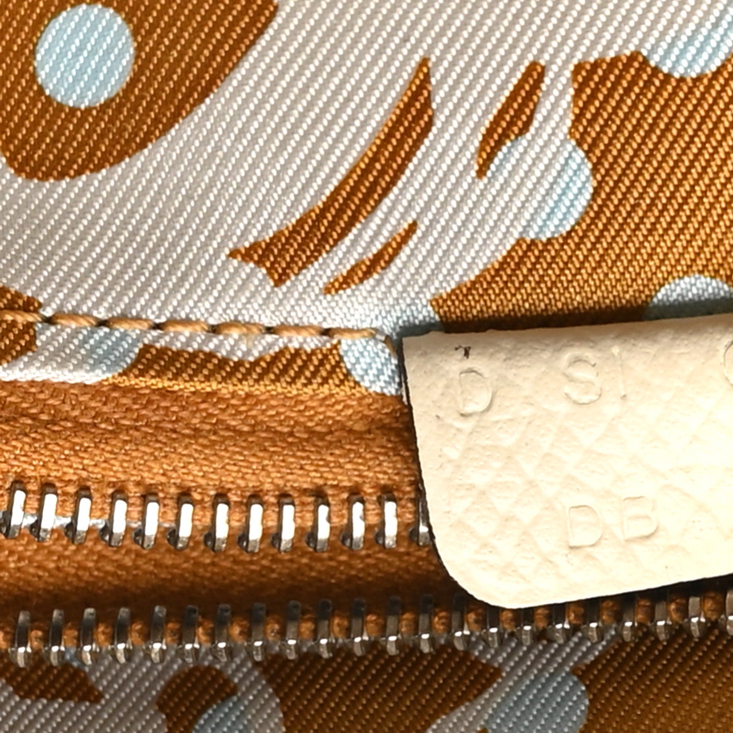Epsom Silk'In Compact Wallet Nata