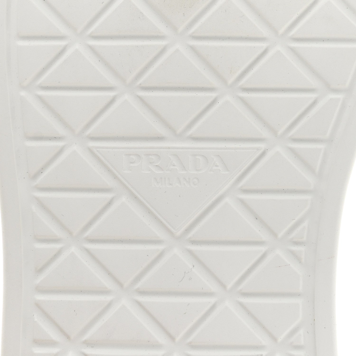 Re-Nylon Gabardine Spazzolato Macro Quilted Triangle Logo High Top 45mm Sneakers 38.5 White