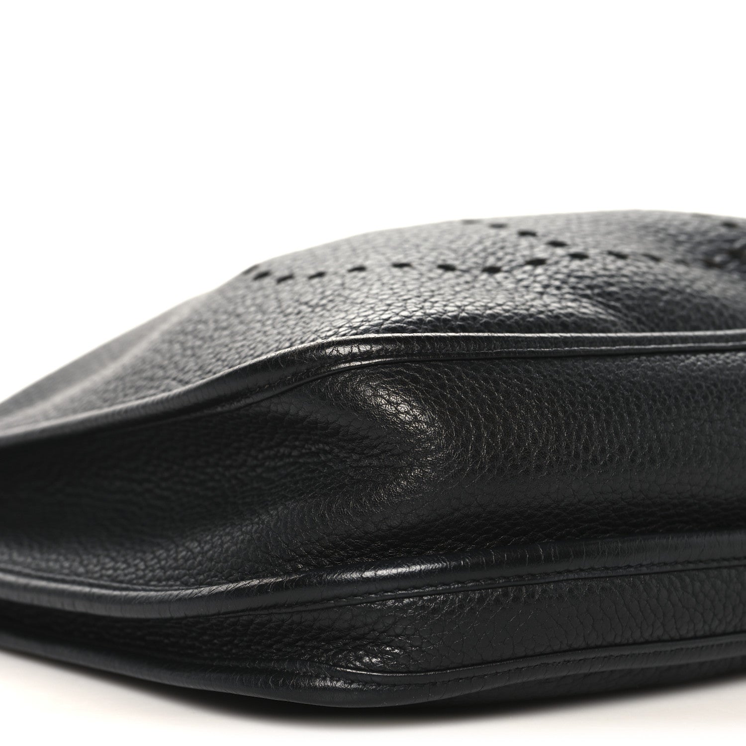 Taurillon Clemence Evelyne III PM Black