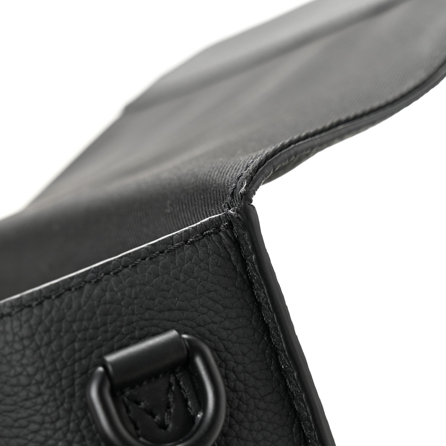 Calfskin Aerogram Fastline Wearable Wallet Black