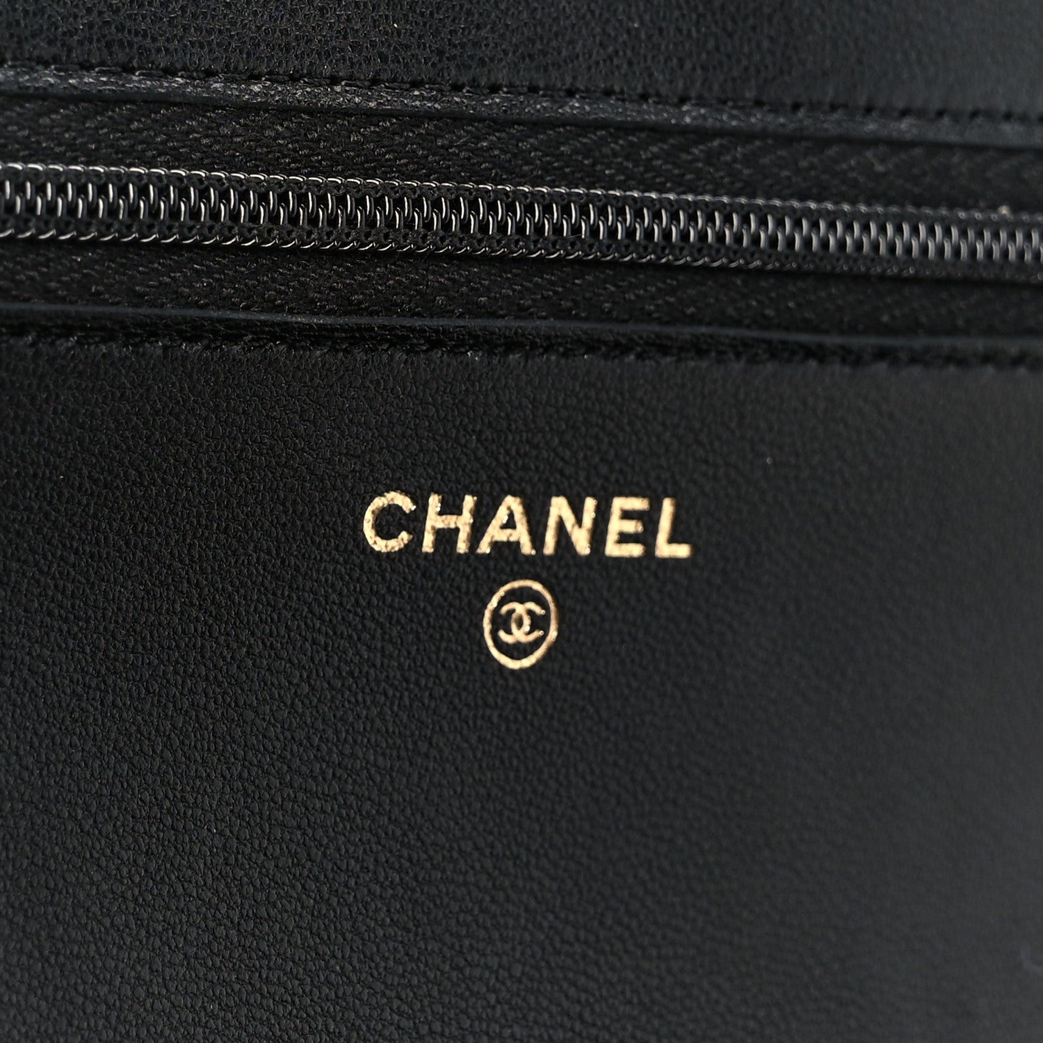 Lambskin Patent Calfskin Quilted Hold The Line CC Wallet On Chain WOC Black