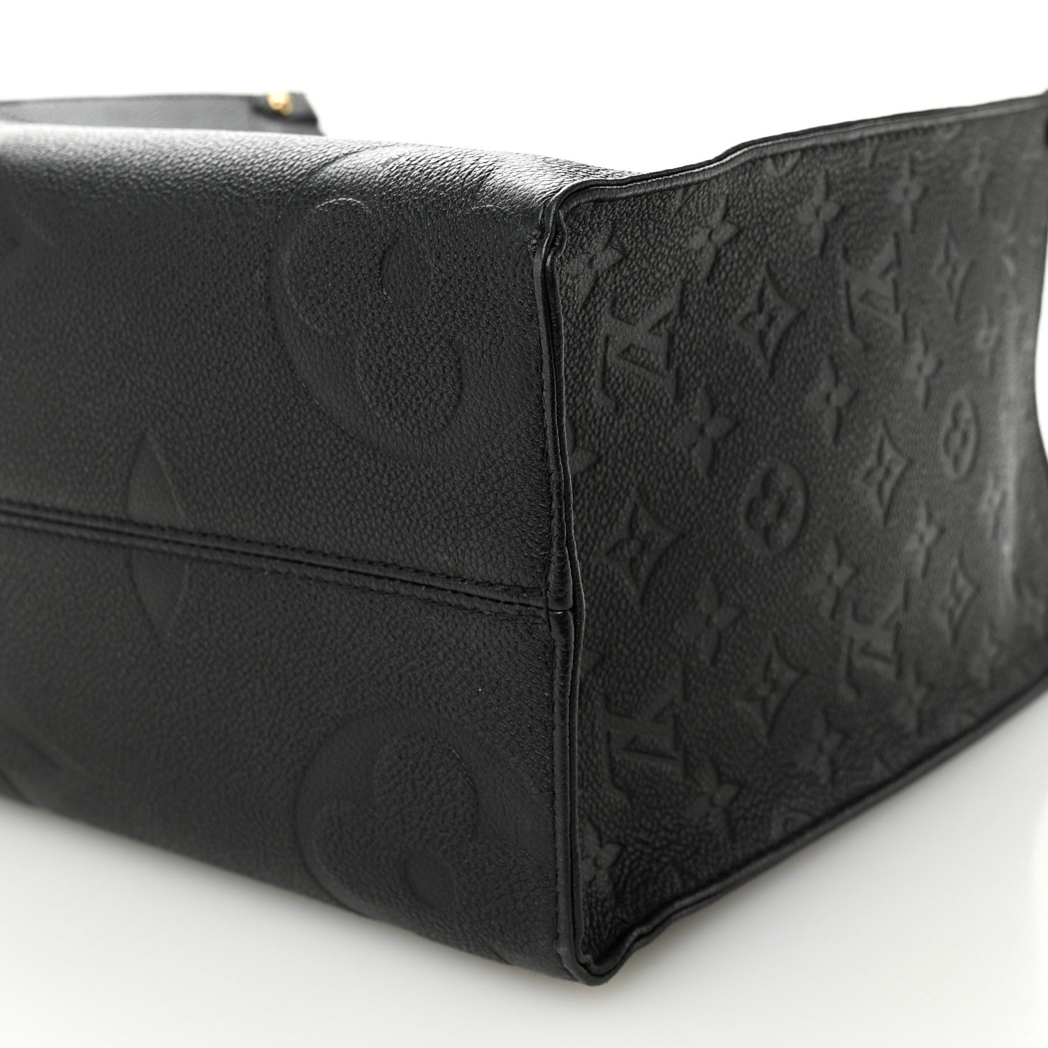 Empreinte Monogram Giant Onthego MM Black