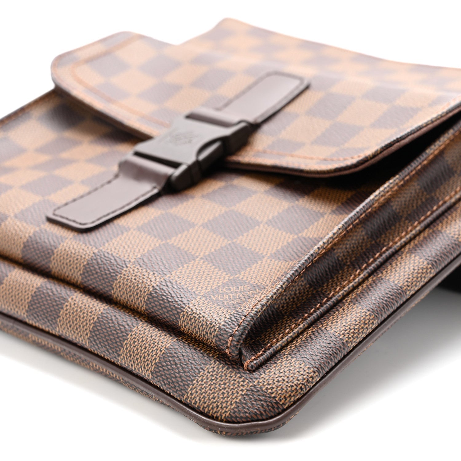 Damier Ebene Pochette Melville