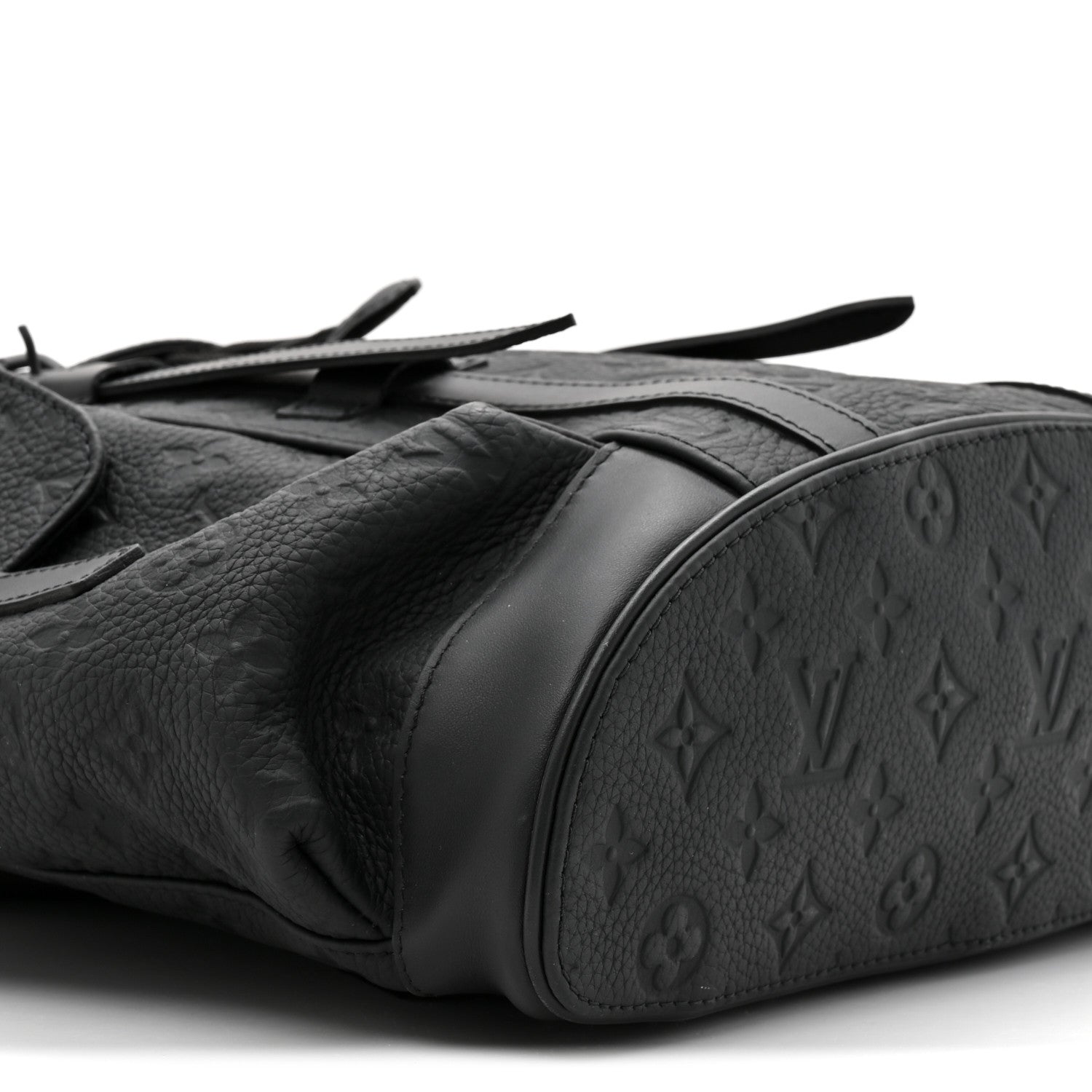 Taurillon Monogram Christopher MM Backpack Black