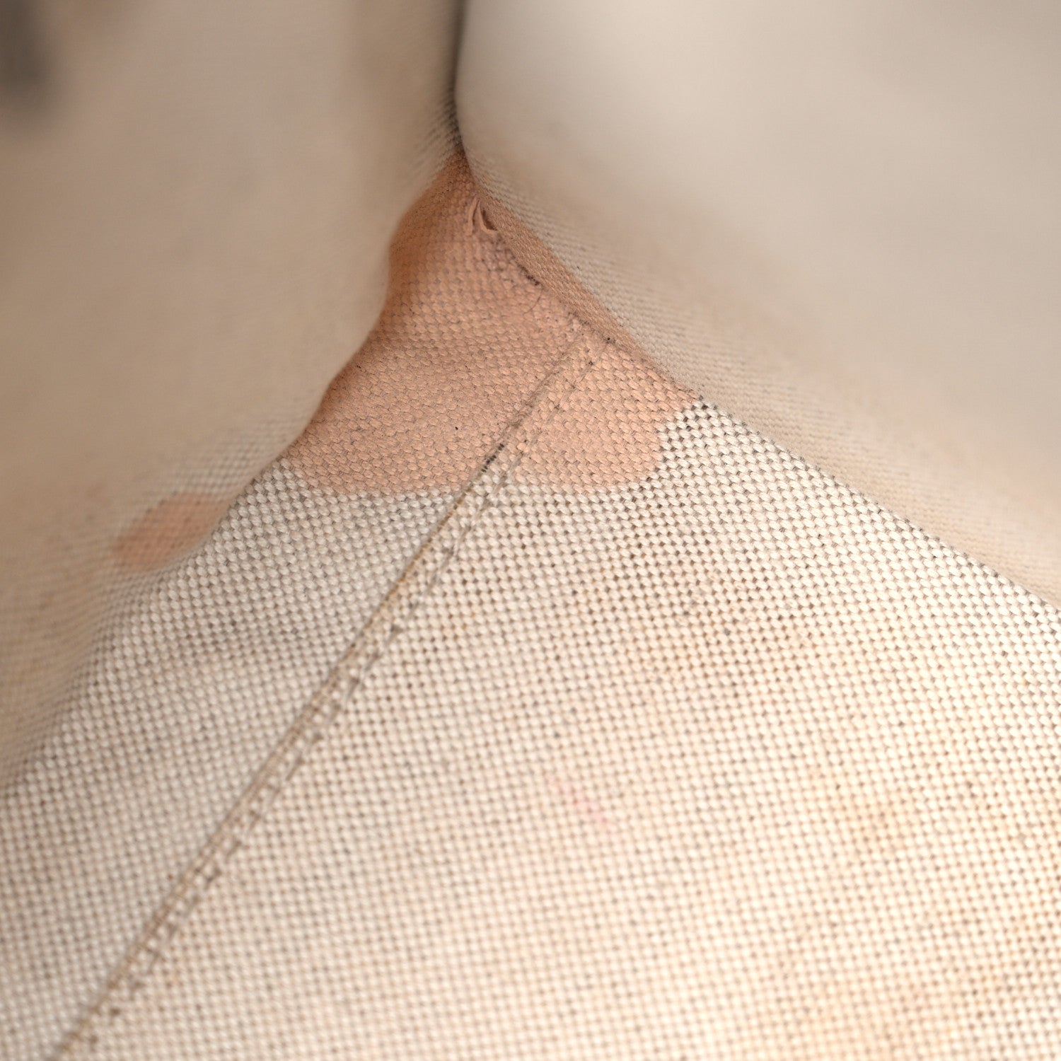 GG Supreme Monogram Textured Dollar Calfskin Small Retro Interlocking G Tote Bag Beige Mystic White Oatmeal