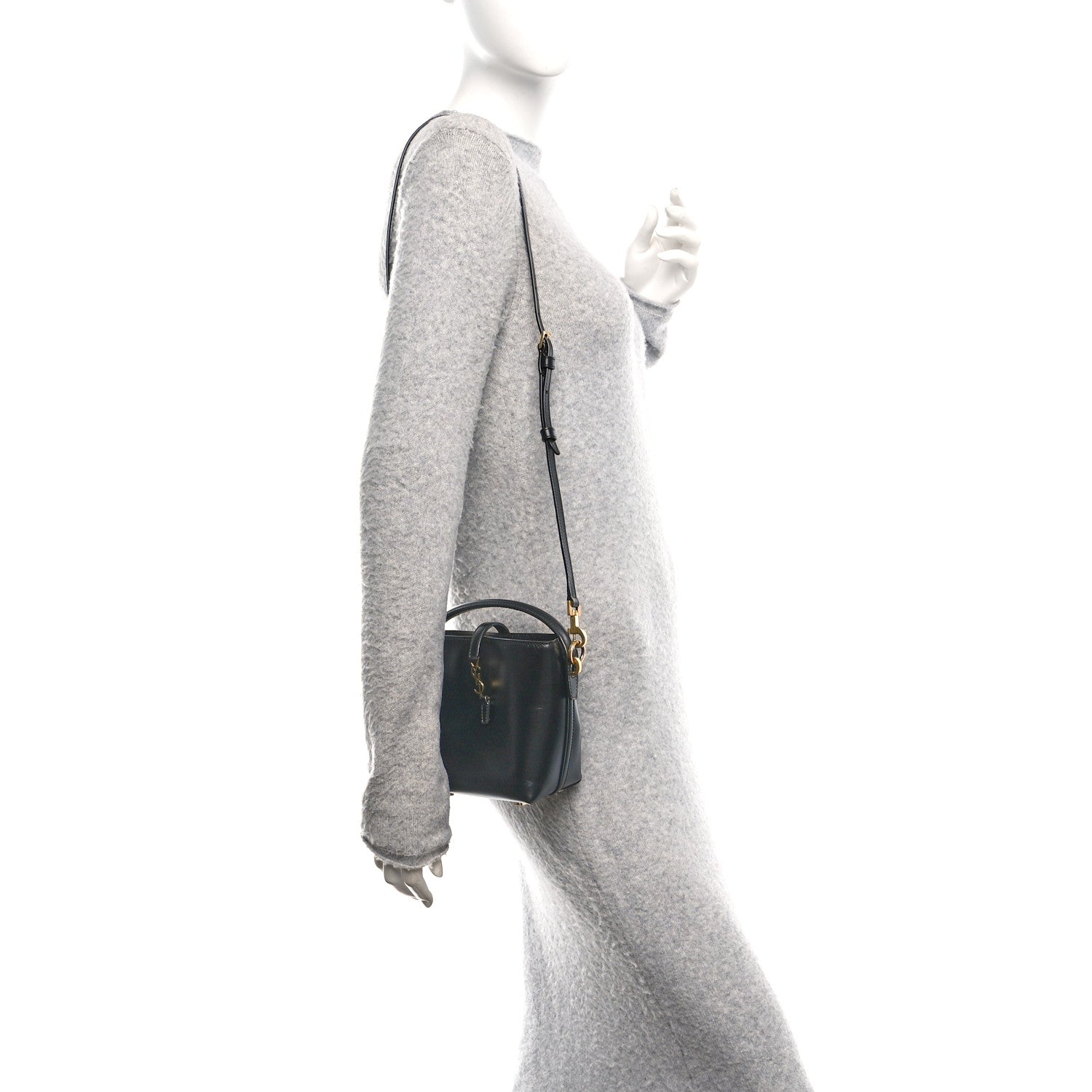Shiny Calfskin Le 37 Mini Bucket Bag Black