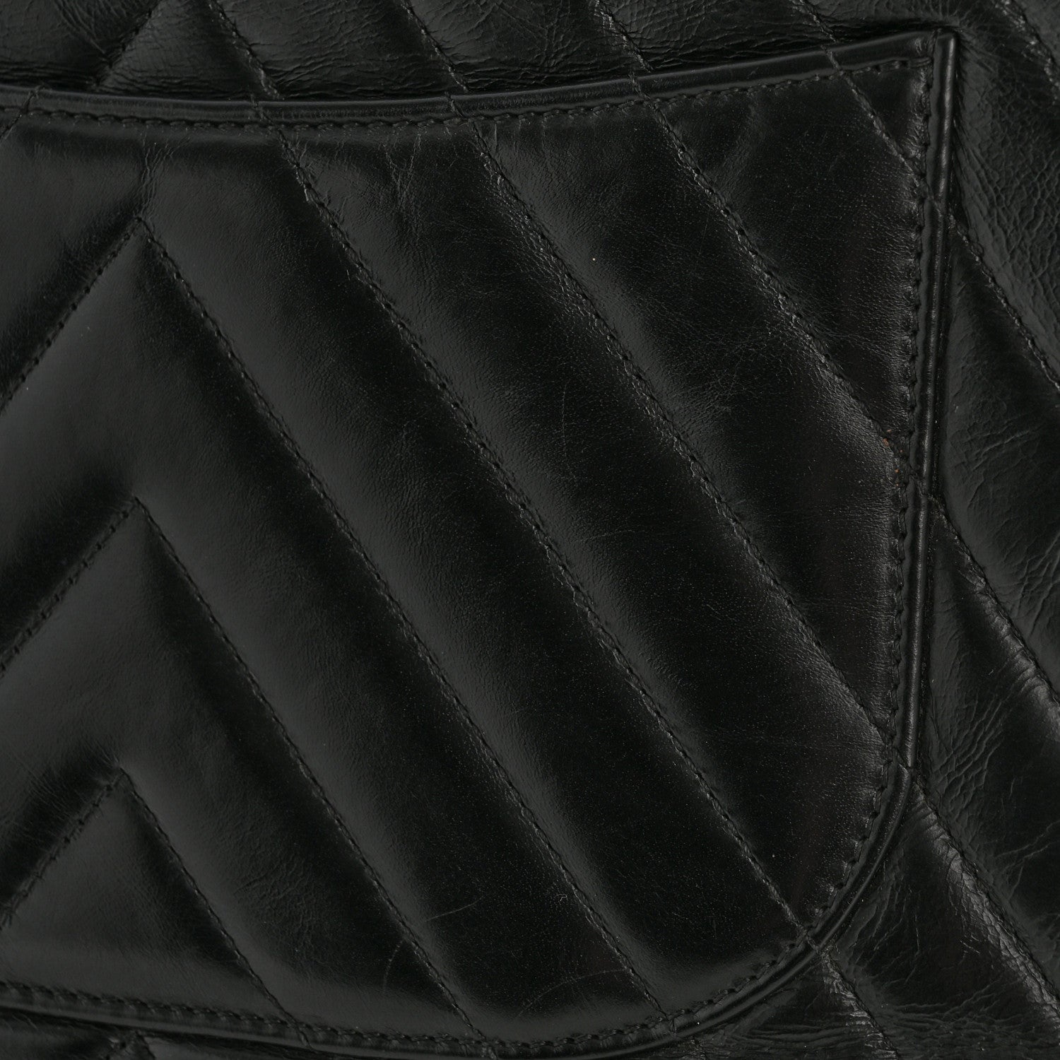 Calfskin Lizard Chevron Quilted Medium Coco Handle Flap Black