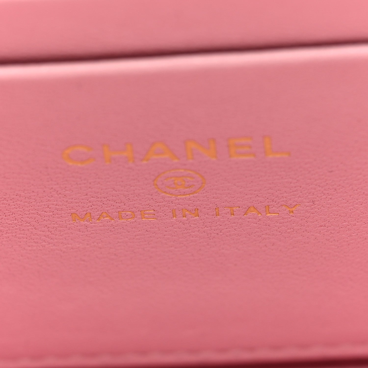 Lambskin Quilted Pearl Pyramid Clutch With Chain Pink