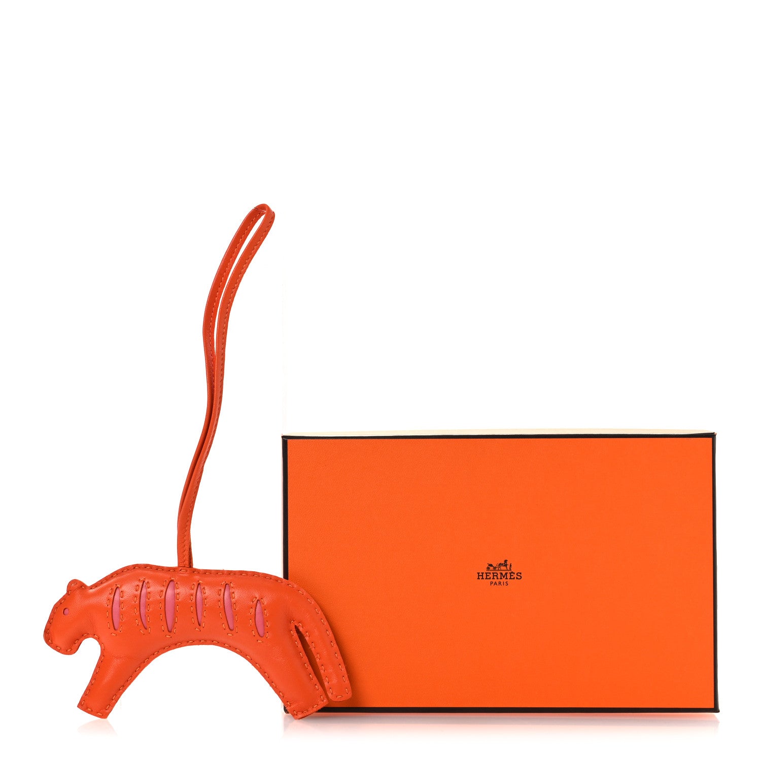 Milo Lambskin Rooroo Bag Charm Feu Rose Azalee