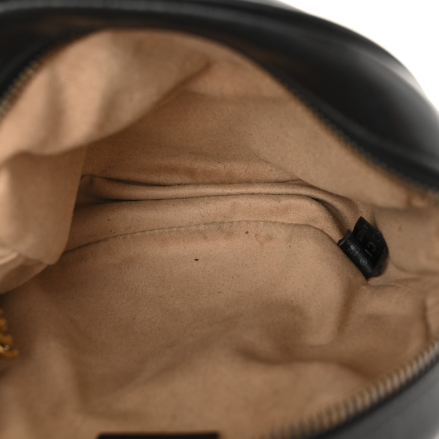 Azalea Calfskin Matelasse Heart Mini GG Marmont Round Shoulder Bag Black