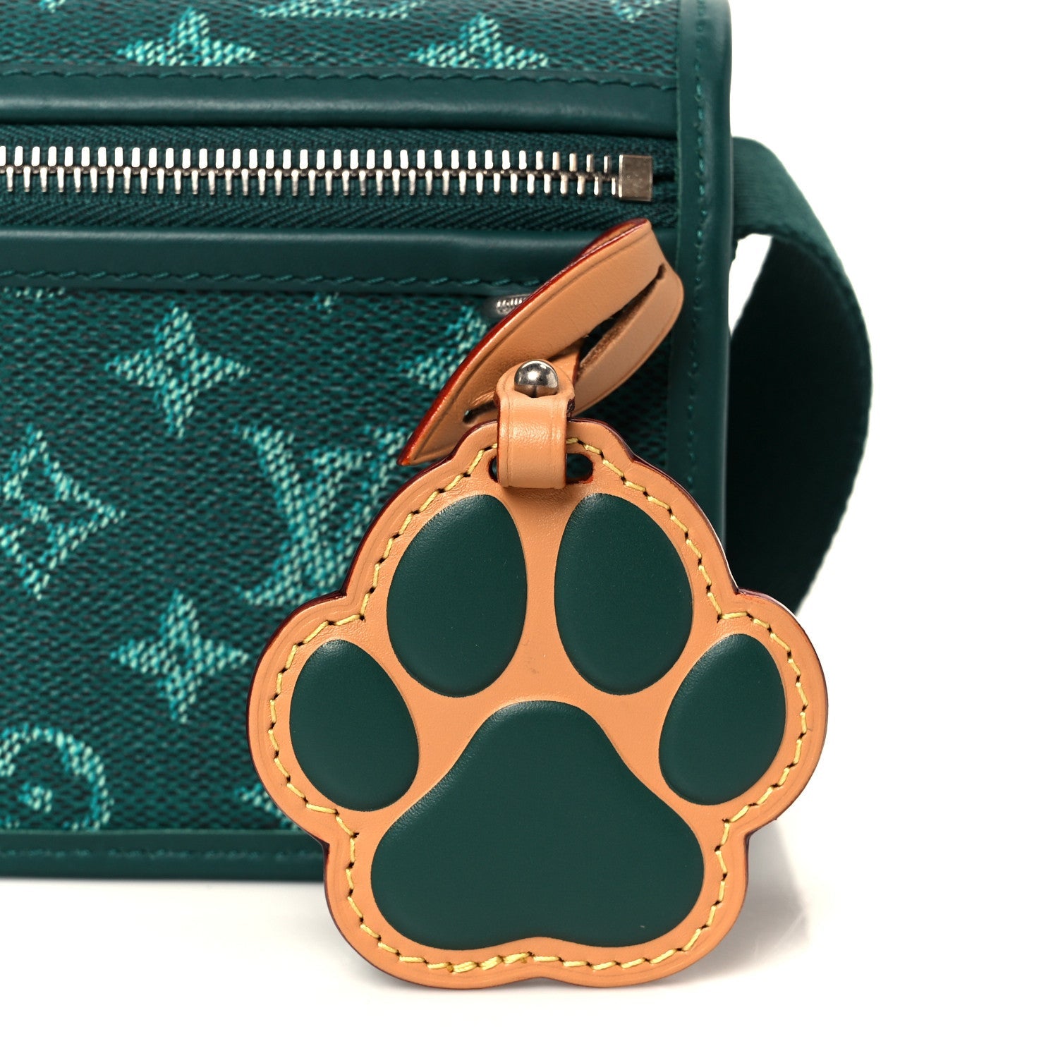 Monogram Heritage Bosphore Wearable Wallet Green