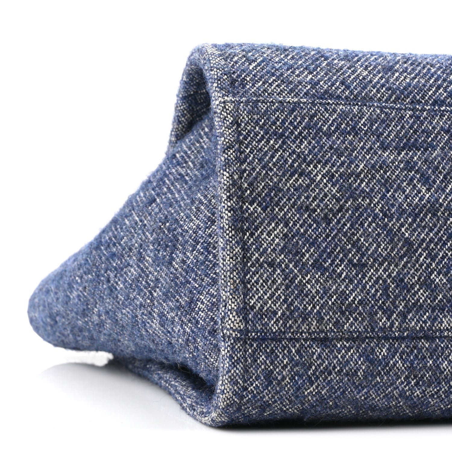 Mixed Fibers Calfskin Medium Deauville Tote Blue