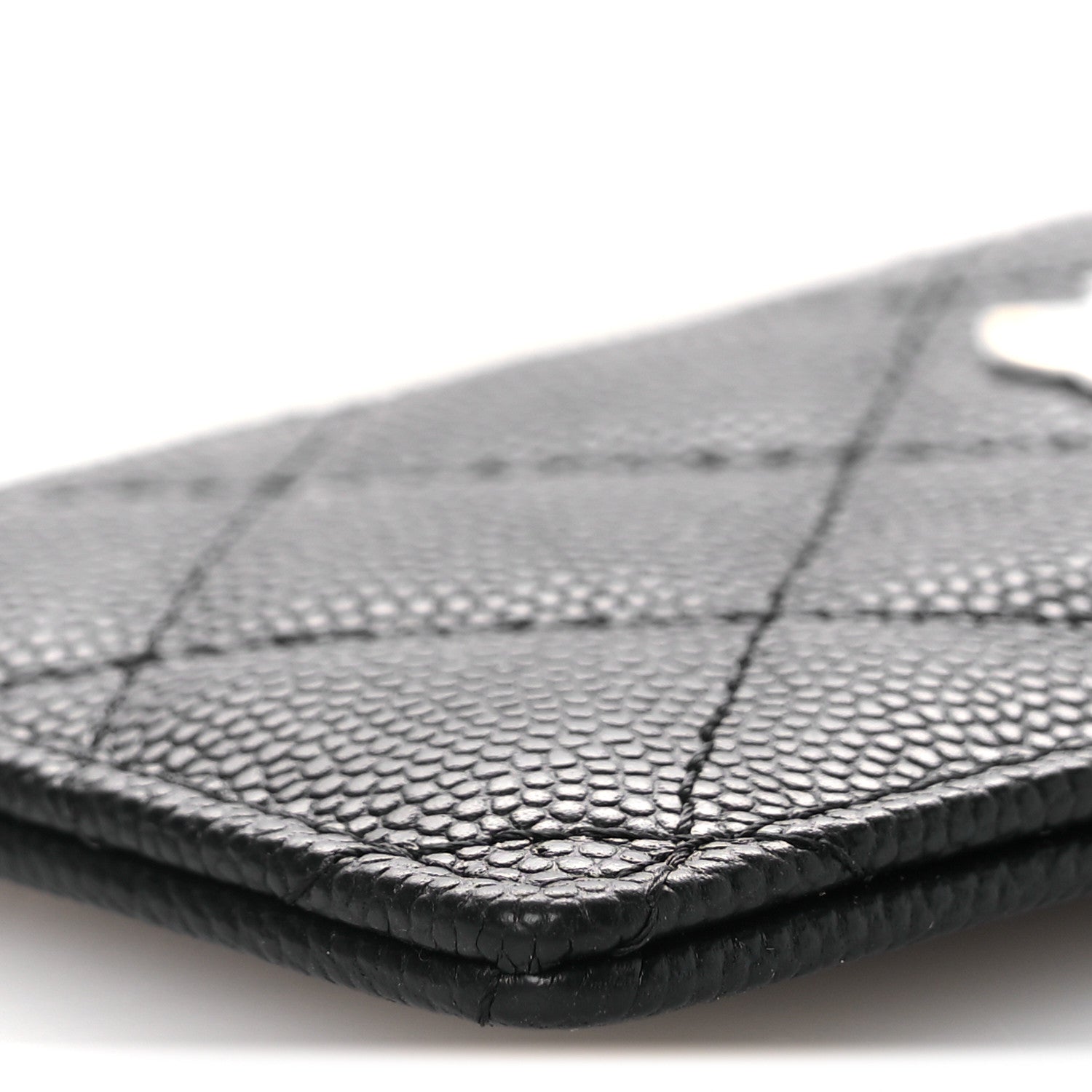 Caviar Quilted Card Holder On Chain Black