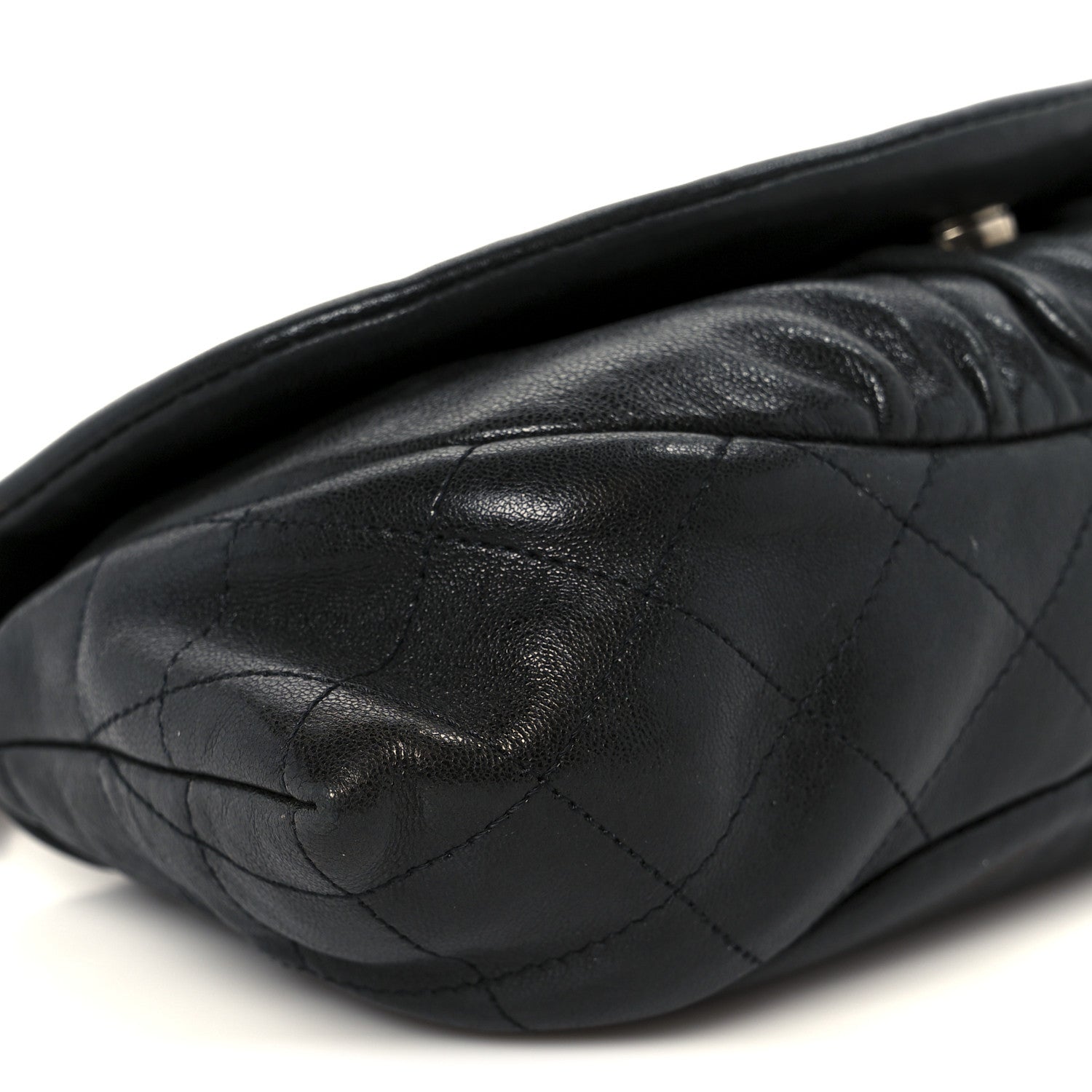 Lambskin Half Moon Wallet On Chain WOC Black
