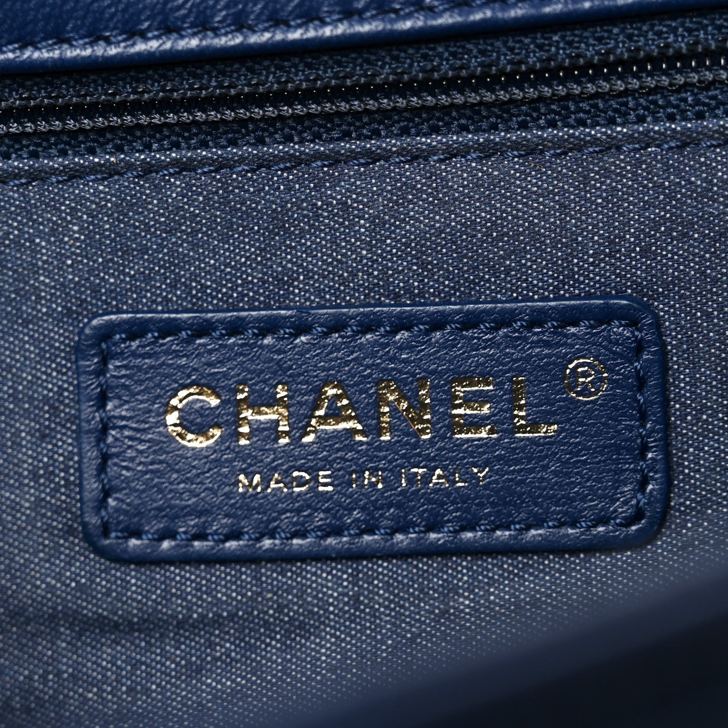 Lambskin Quilted Resin Bi-Color Chain Flap Bag Navy