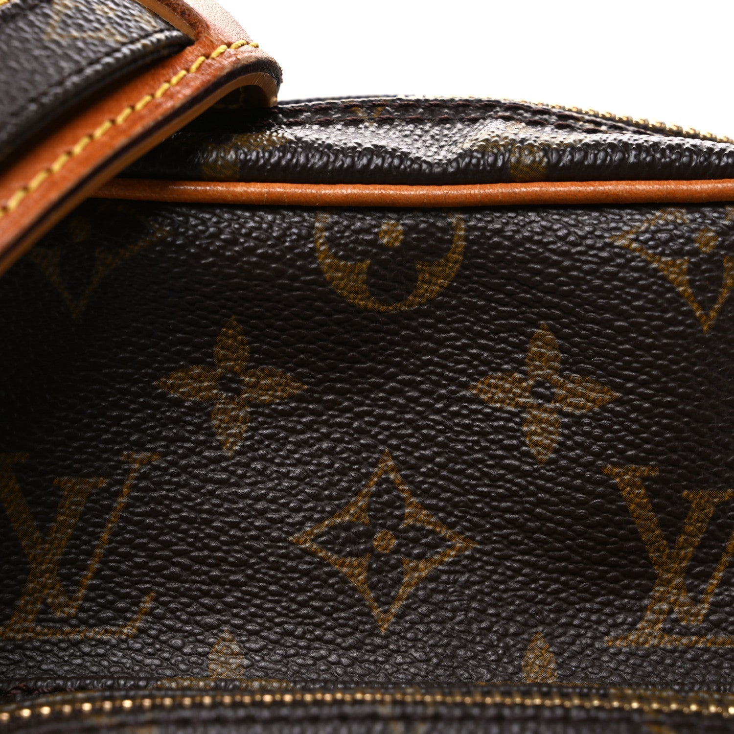 Monogram Amazone