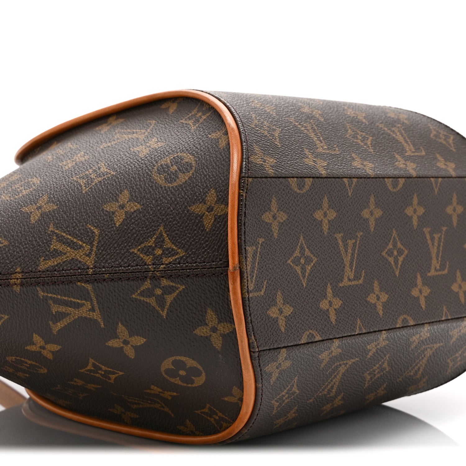 Monogram Ellipse MM