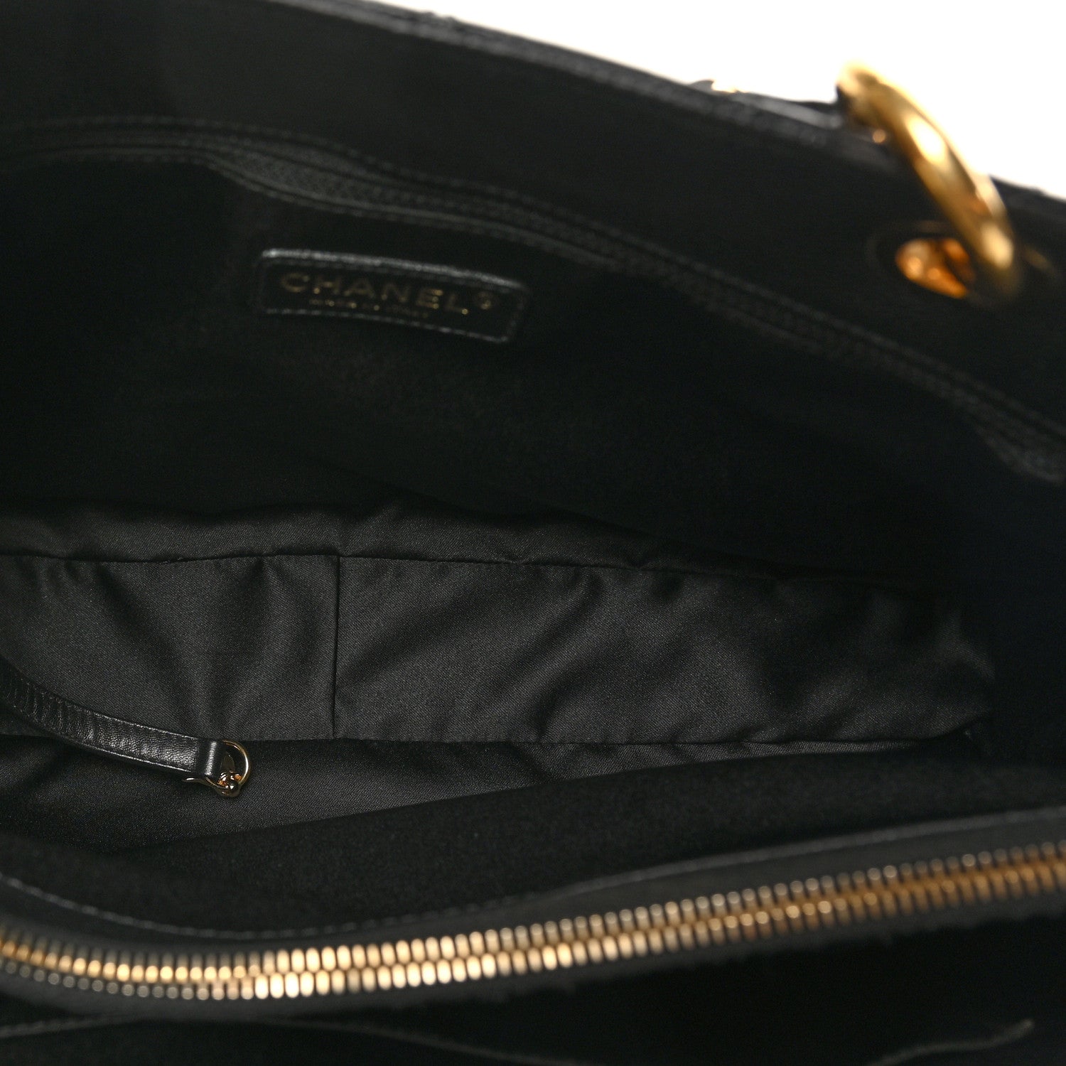 Caviar Quilted Grand Shopping Tote GST Black