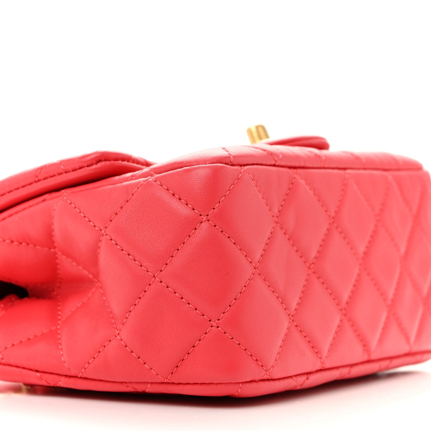 Lambskin Quilted Mini Pearl Crush Flap Red
