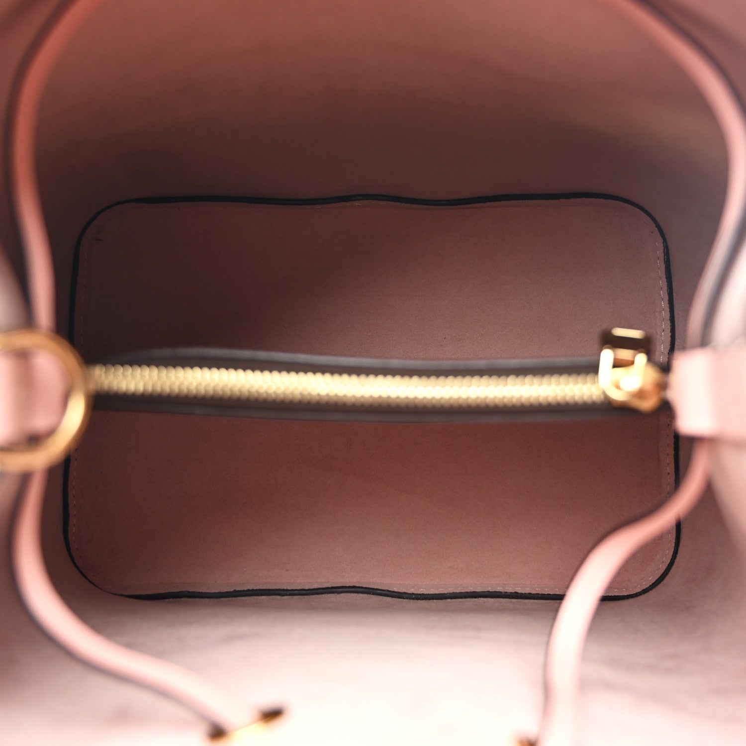 Monogram Neonoe MM Rose Poudre