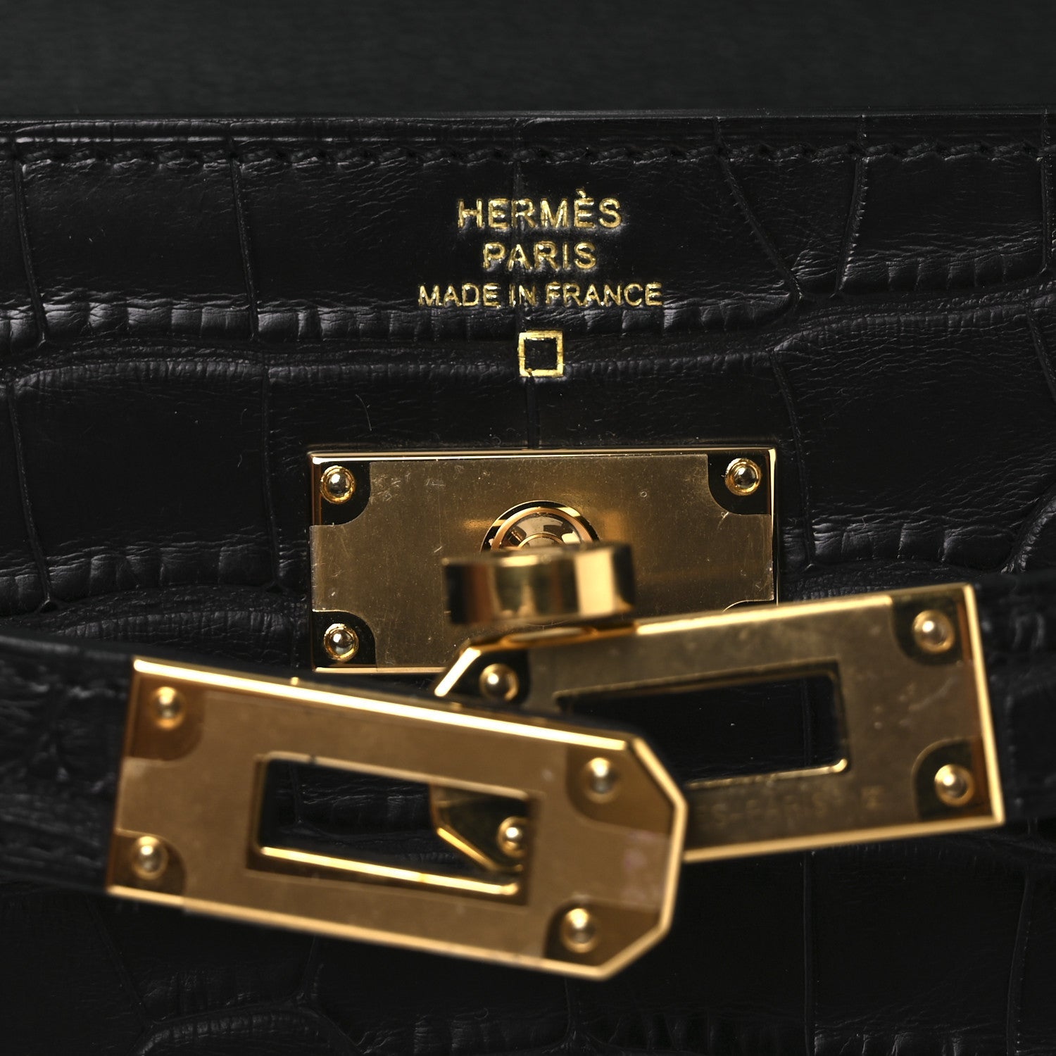 Matte Alligator Kelly Wallet To Go Black