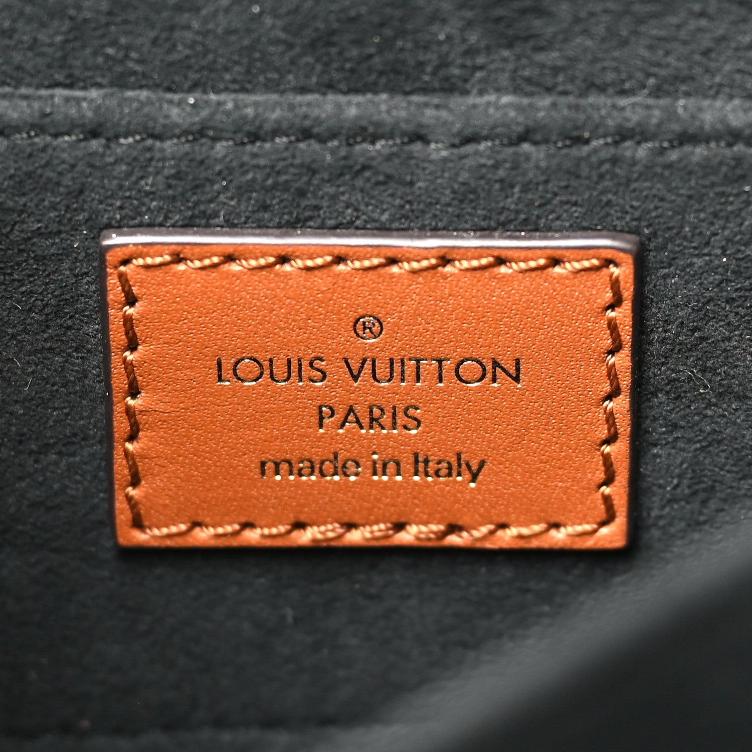 Reverse Monogram Dauphine Mini