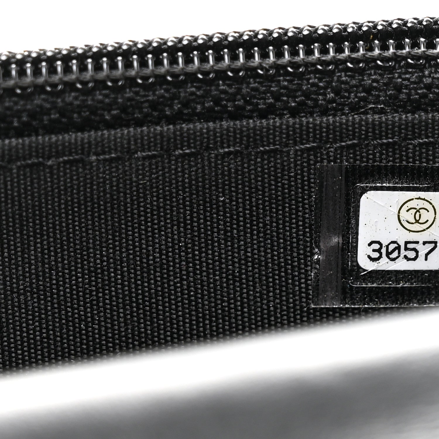 Calfskin Quilted Maxi Pearls Clutch With Chain Black