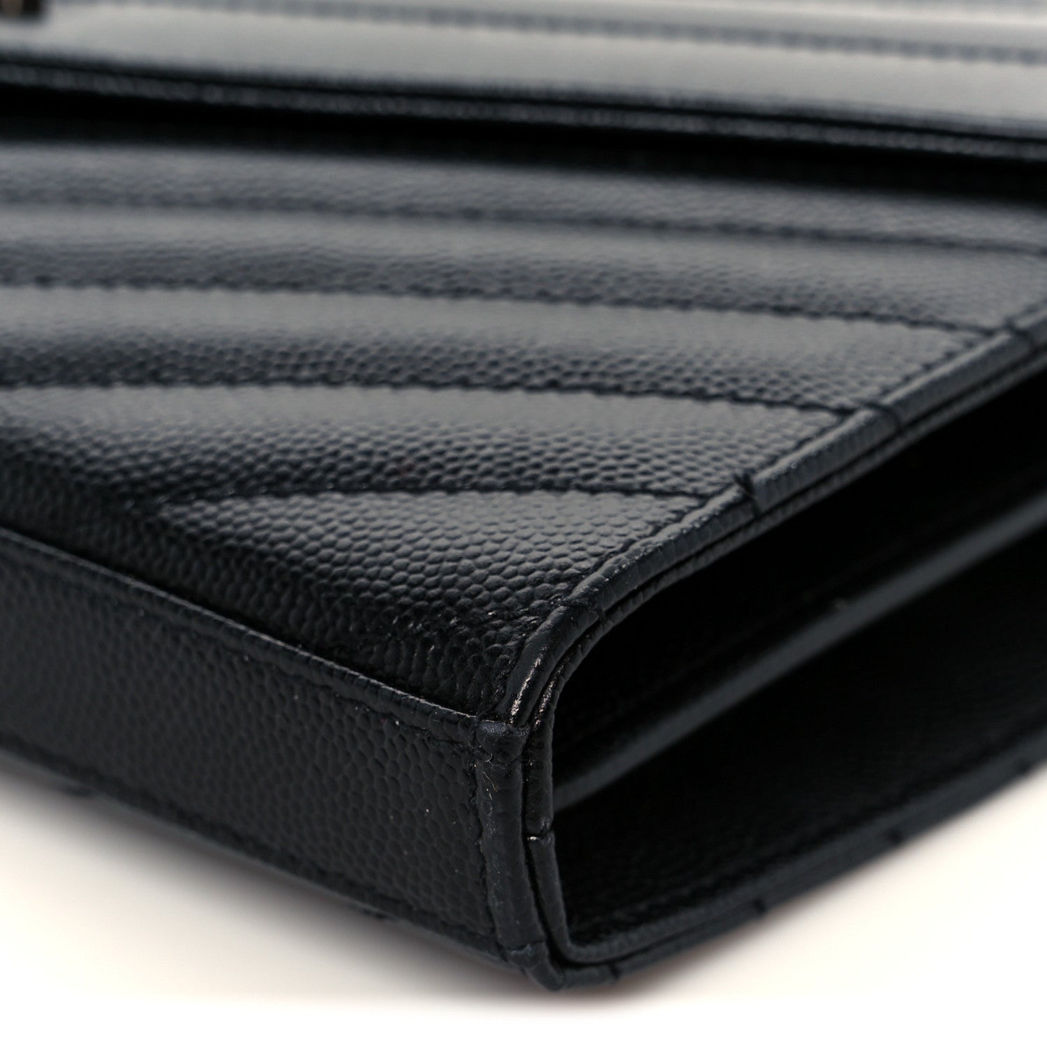 Grain De Poudre Matelasse Chevron Monogram Chain Wallet Black