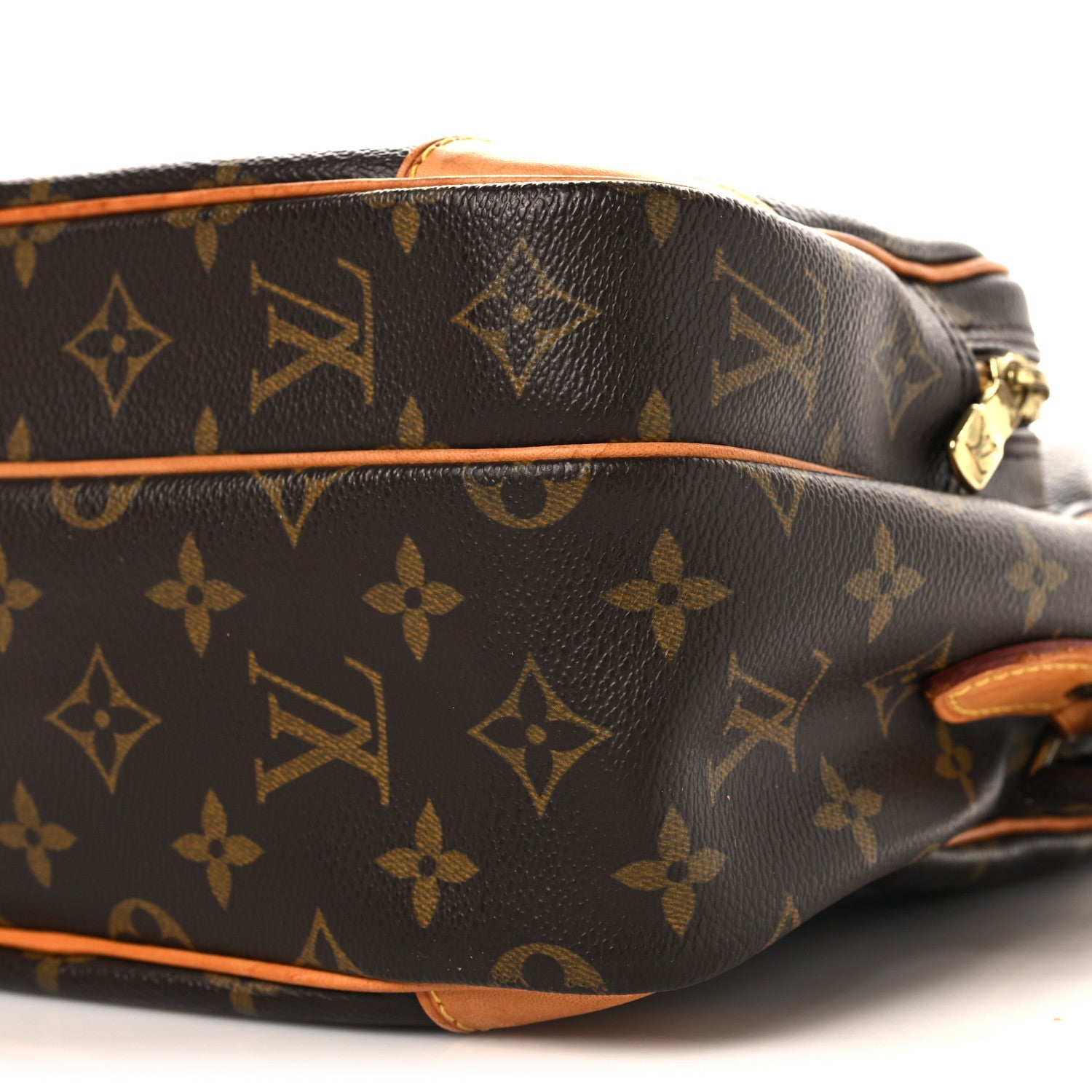 Monogram Nil 28