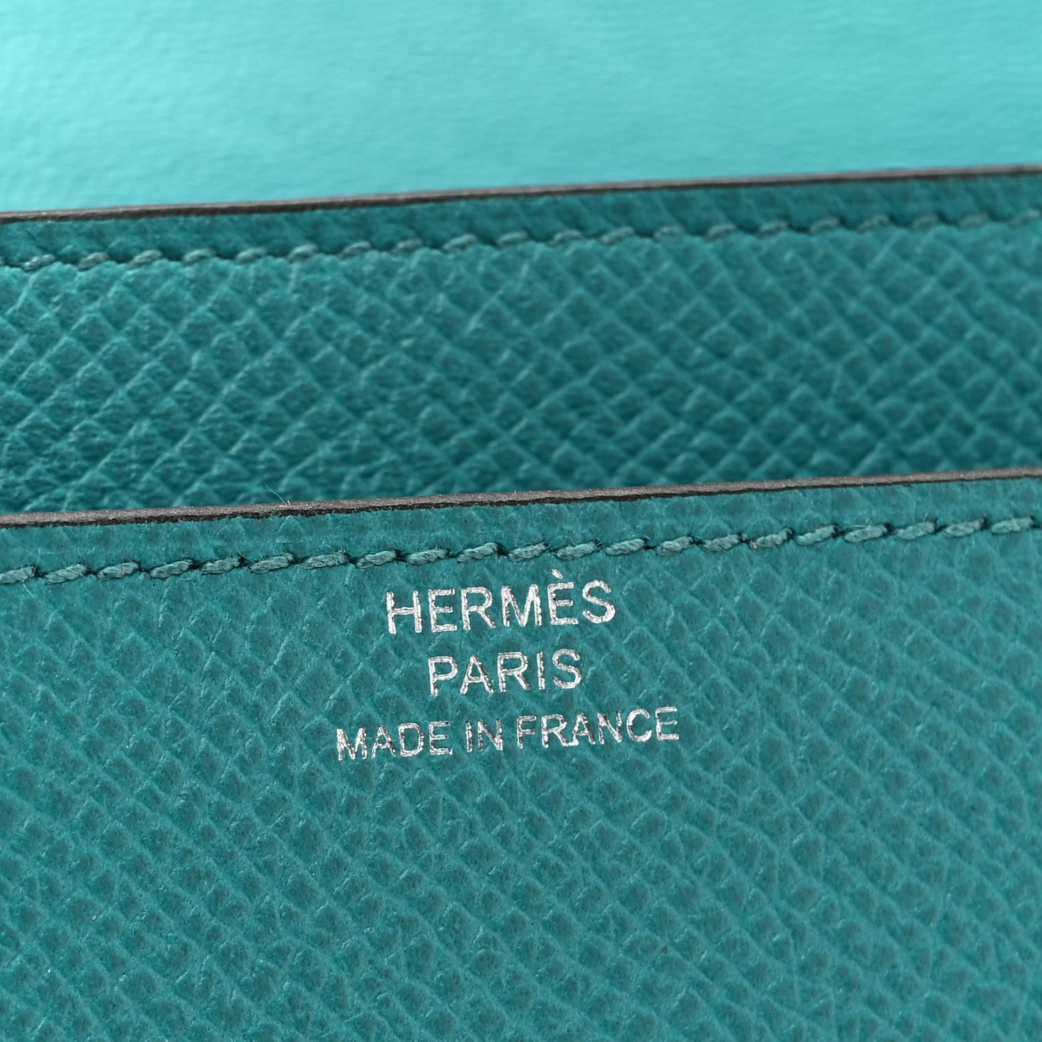 Epsom Enamel Constance Long Wallet Bleu Paon