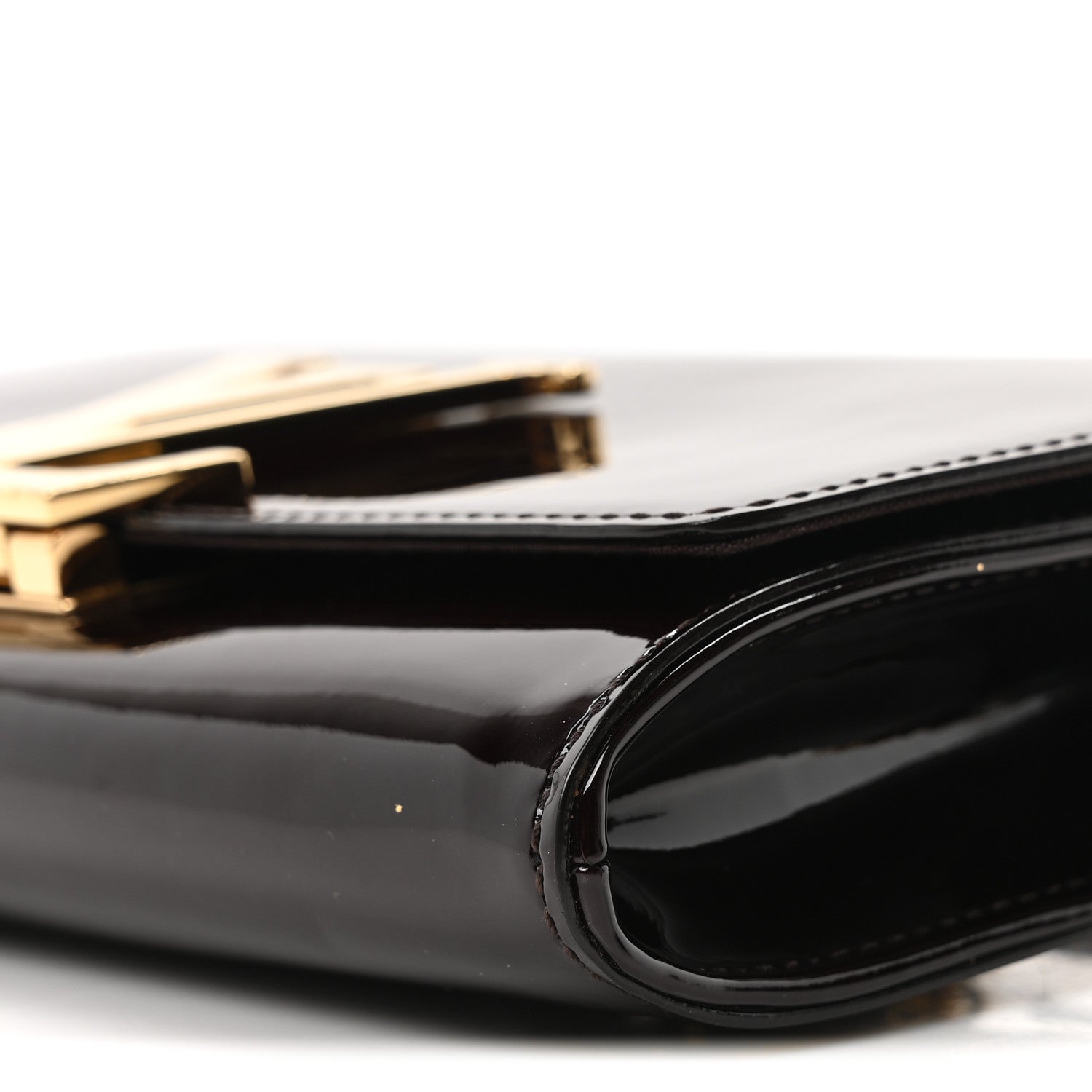 Patent Louise GM Chain Clutch Amarante