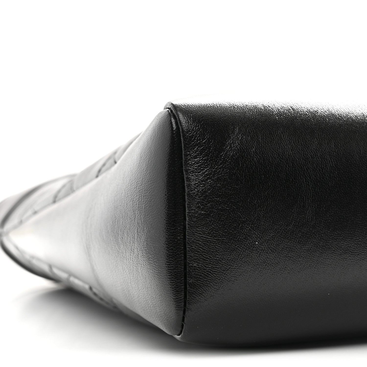 Shiny Lambskin Quilted 31 Shopping Bag Black