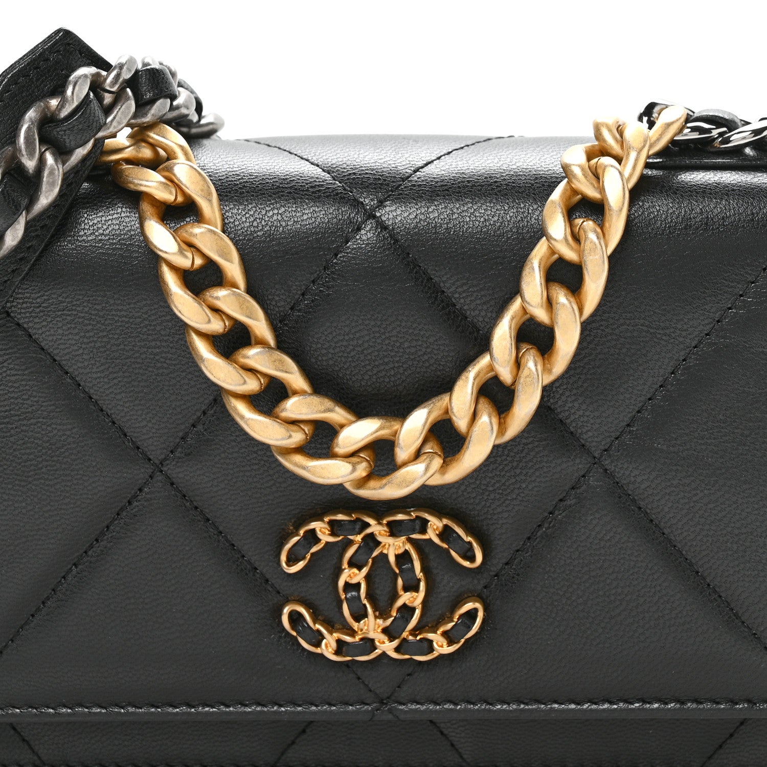 Lambskin Quilted Chanel 19 Wallet On Chain WOC Black