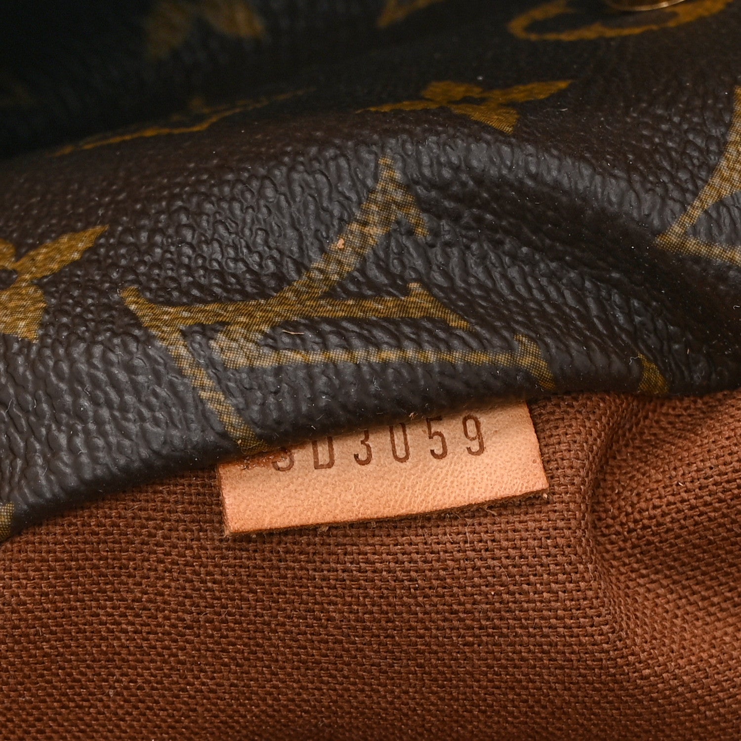 Monogram Totally PM