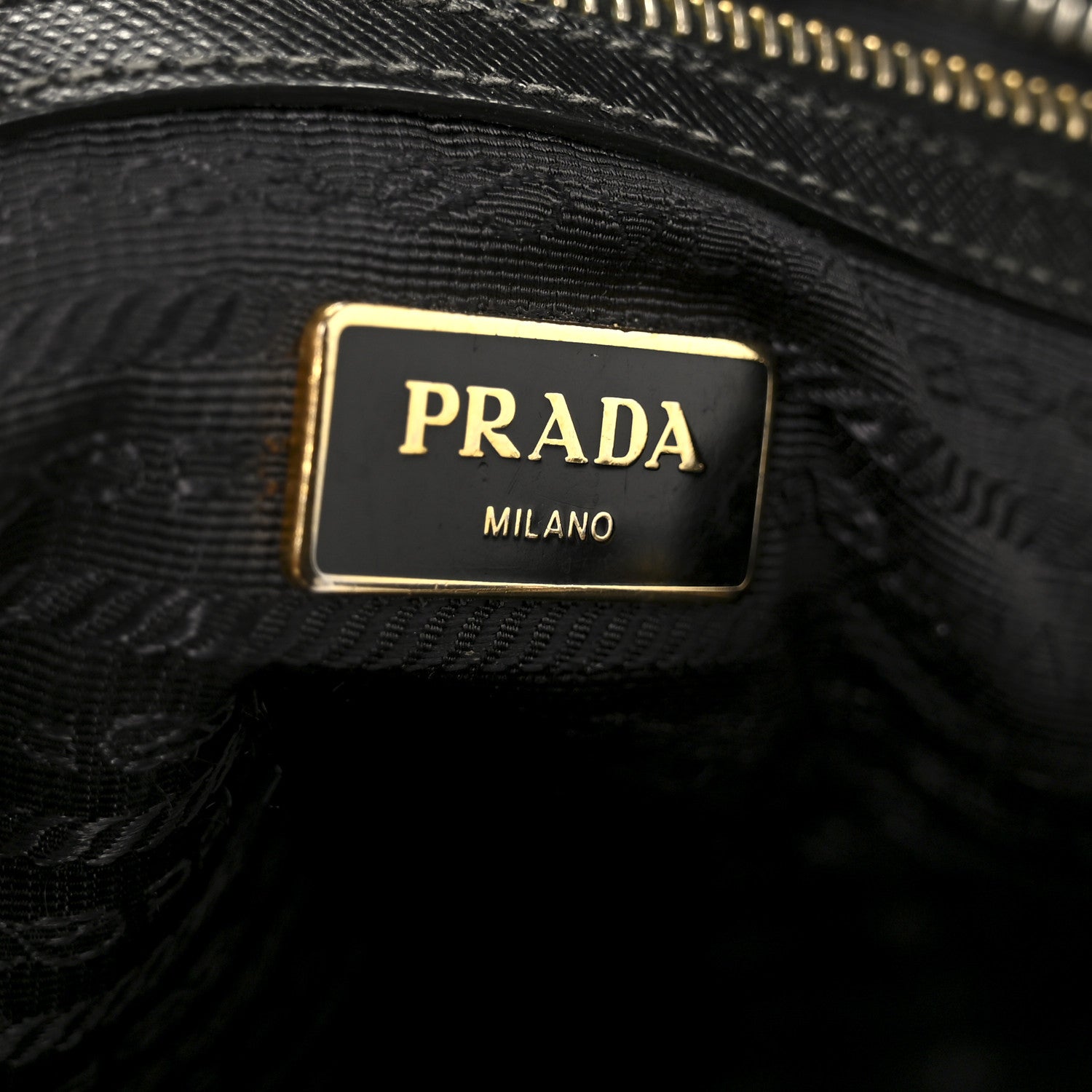 Saffiano Lux Small Galleria Double Zip Tote Black