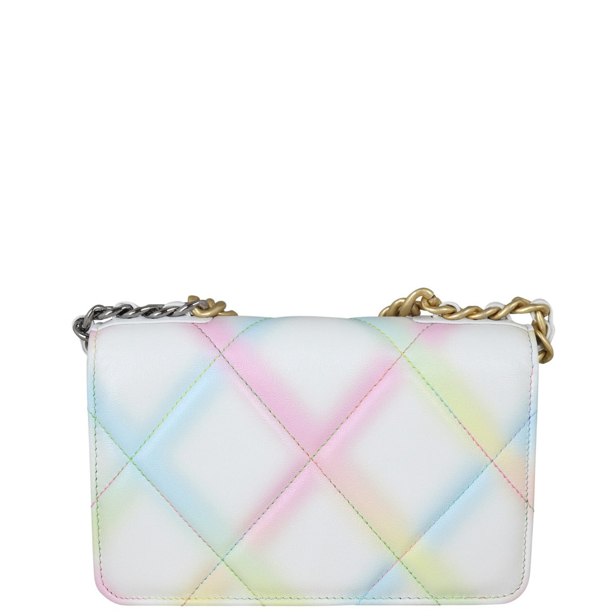 Chanel 19 Wallet on Chain | White