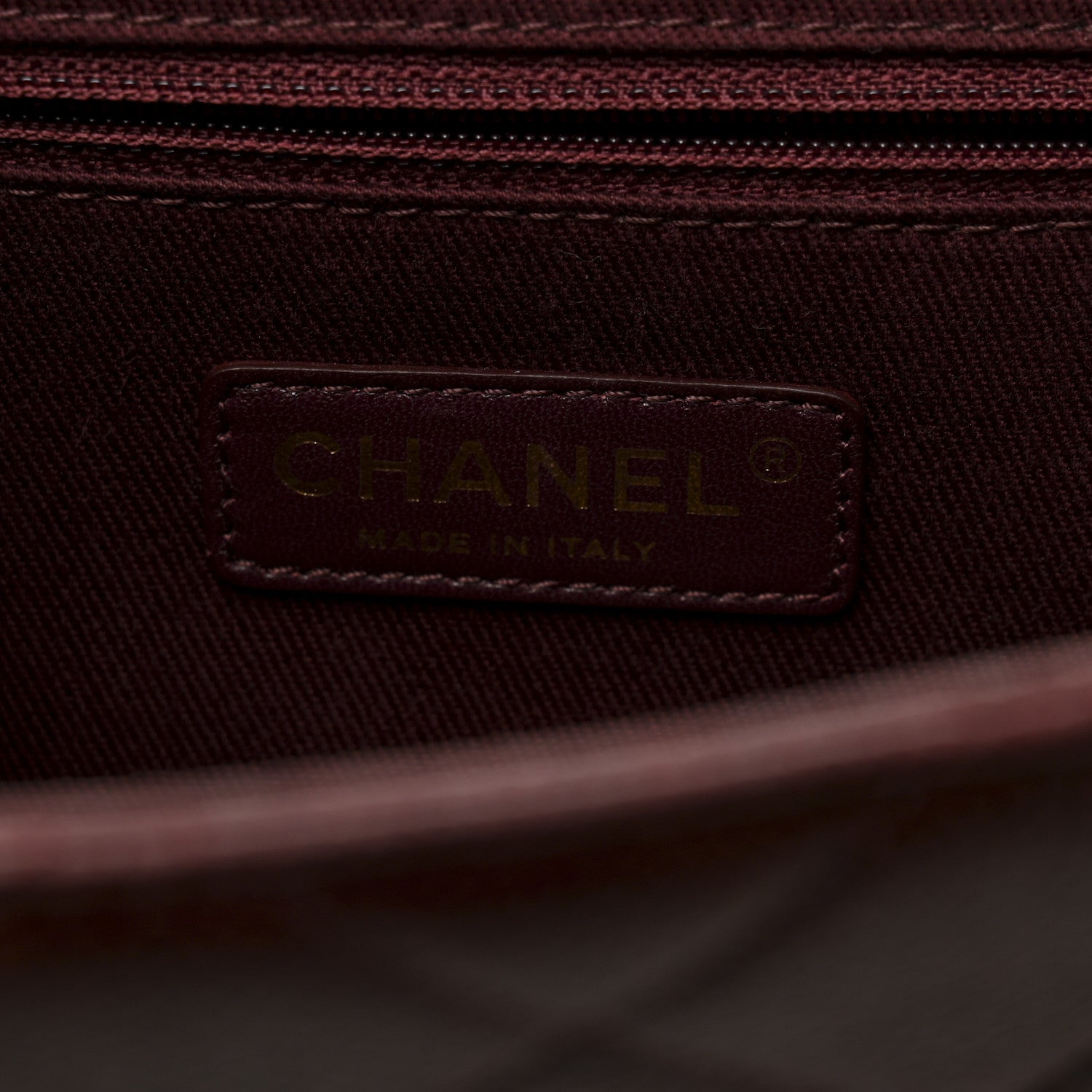 Caviar Quilted Large Retro Class Flap Burgundy