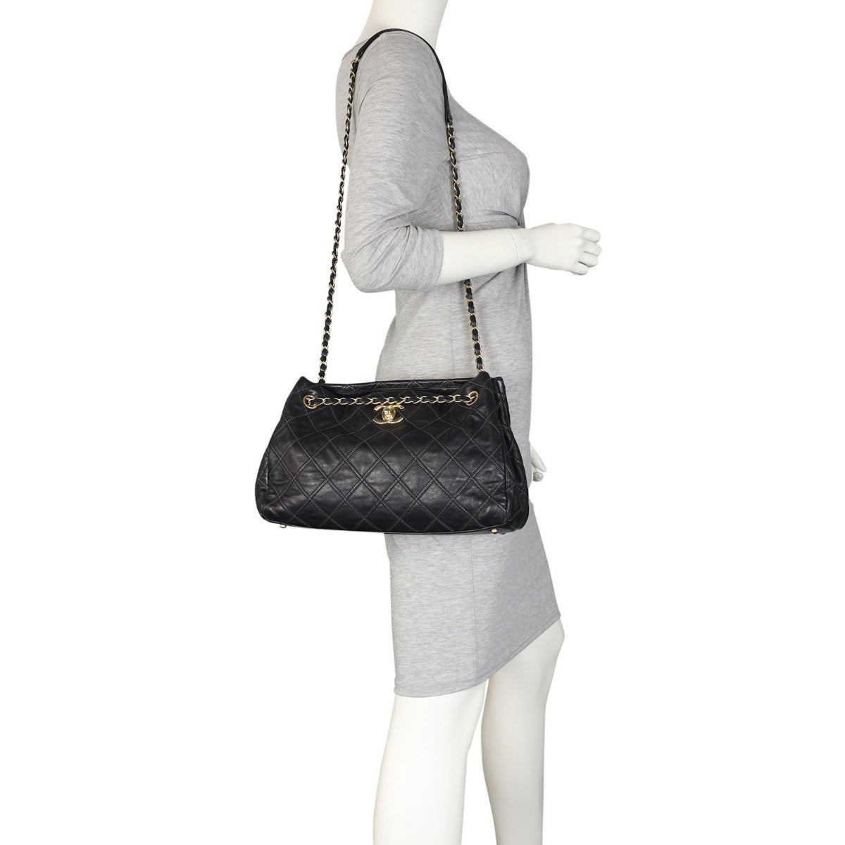 Chanel CC Quilted Tote | Black