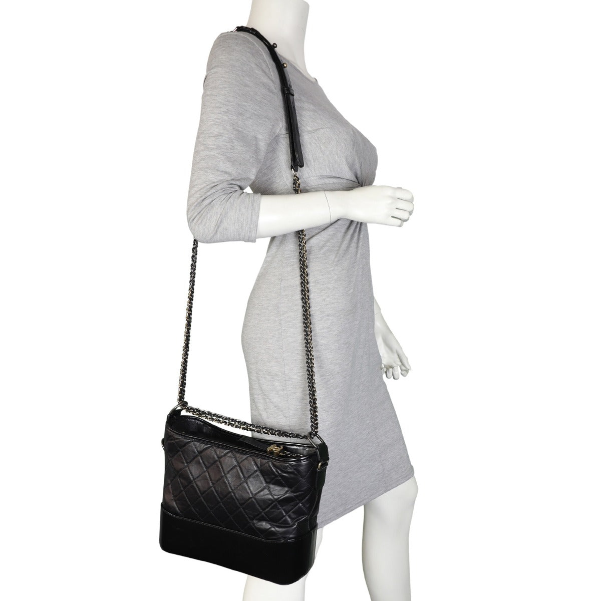 Chanel Gabrielle Hobo Medium | Black 25 Series