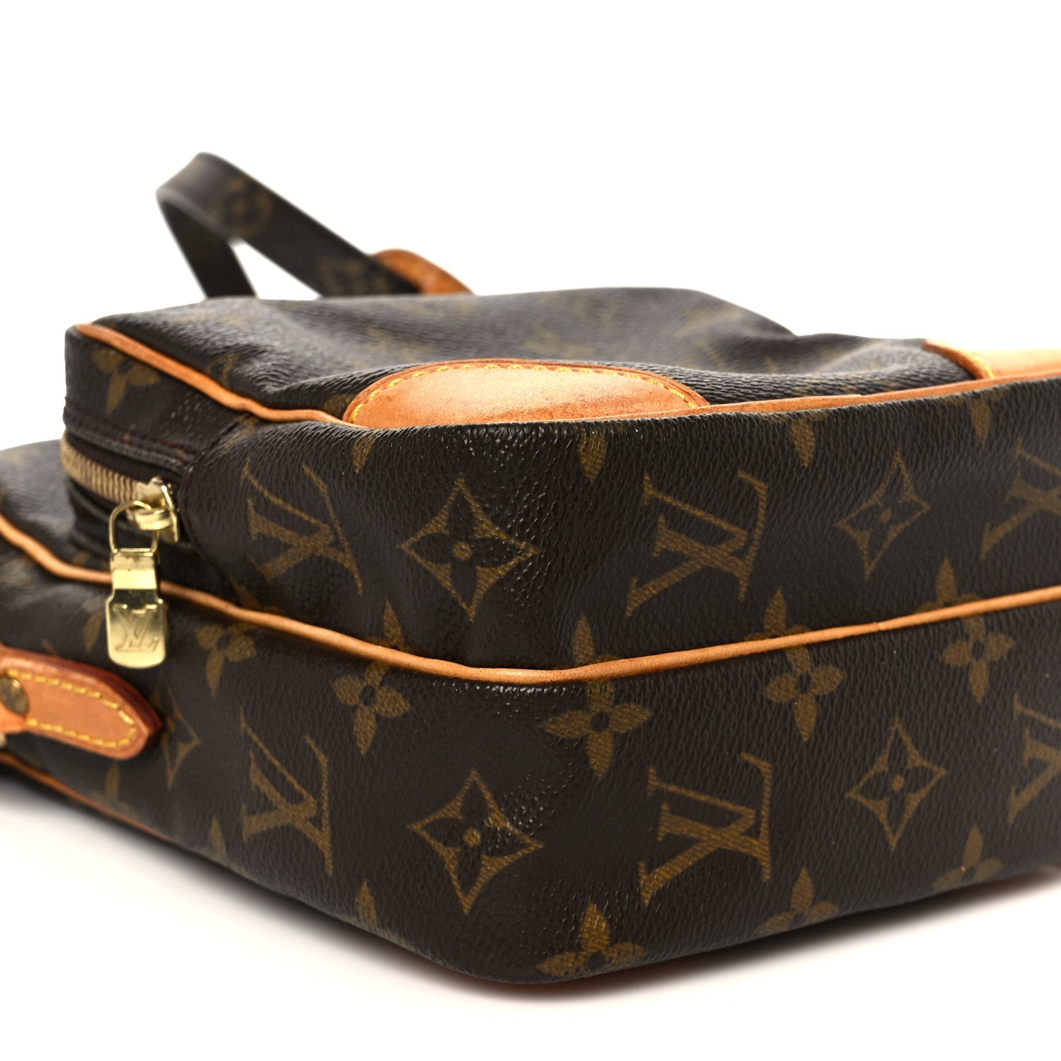 Monogram Amazone