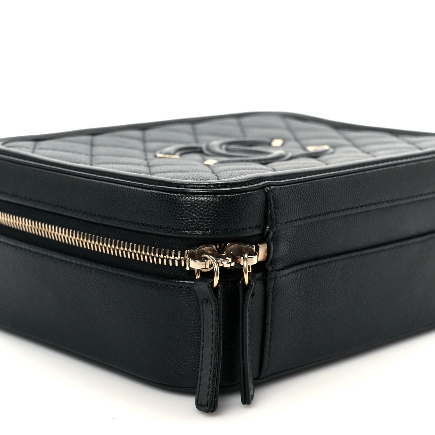 Caviar Quilted Medium CC Filigree Vanity Case Black