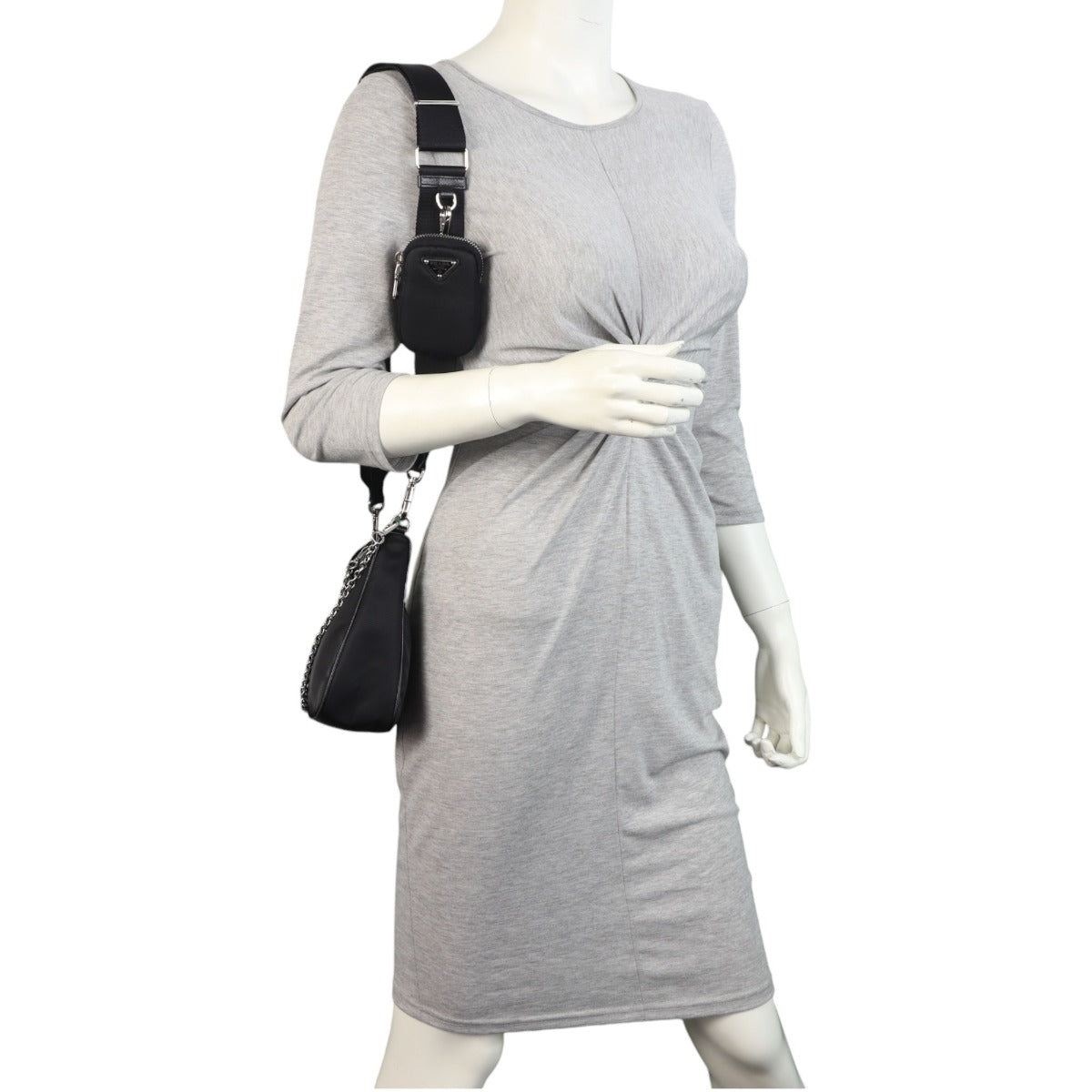 Prada Re-Edition 2005 Tessuto Shoulder Bag