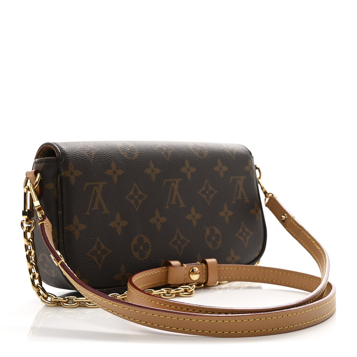 Monogram Ivy Wallet On Chain