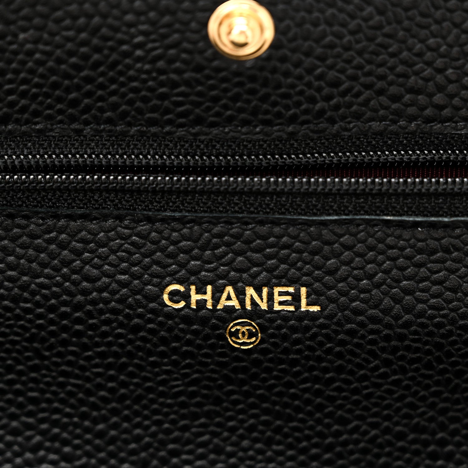 Caviar Quilted Wallet on Chain WOC Black