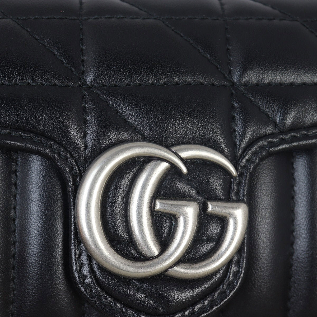 Gucci GG Marmont Matelasse Super Mini Shoulder Bag