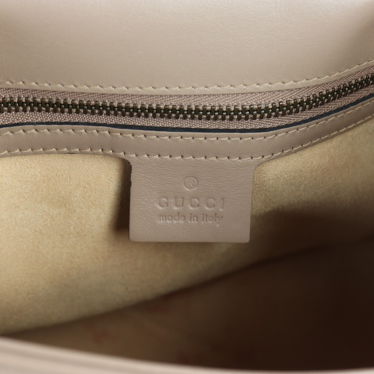 Gucci GG Marmont Top Handle Bag Medium