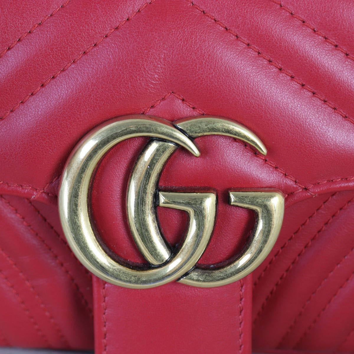 Gucci GG Marmont Matelasse Small Shoulder Bag